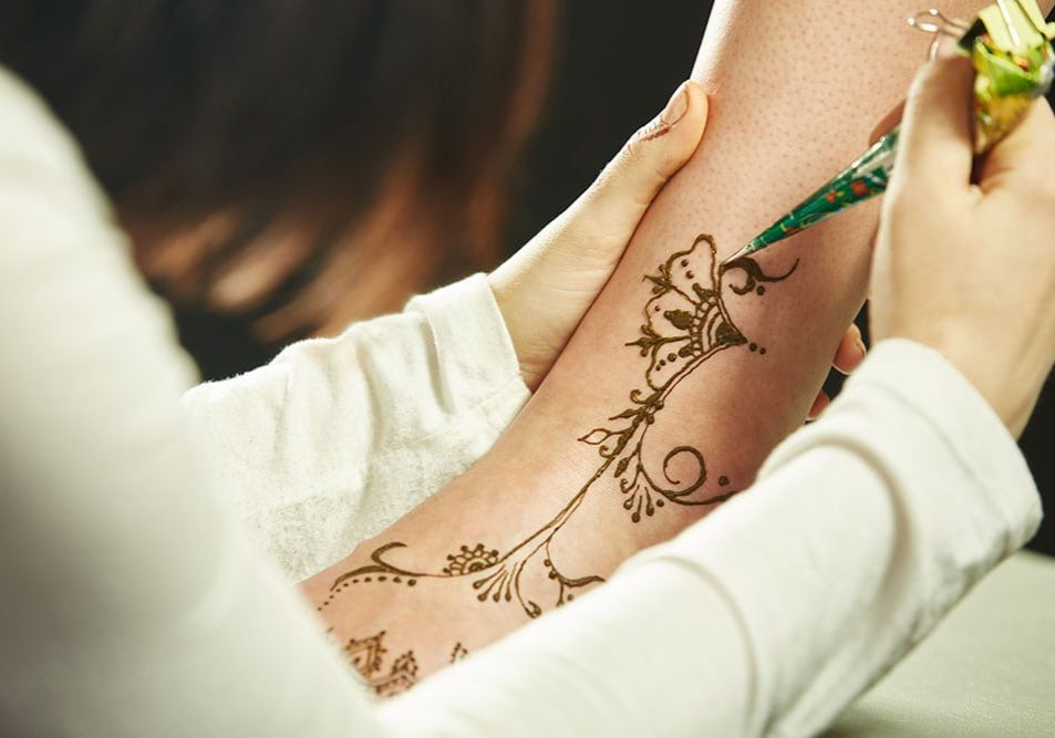 Art-of-mehndi&#8212;henna-body-art